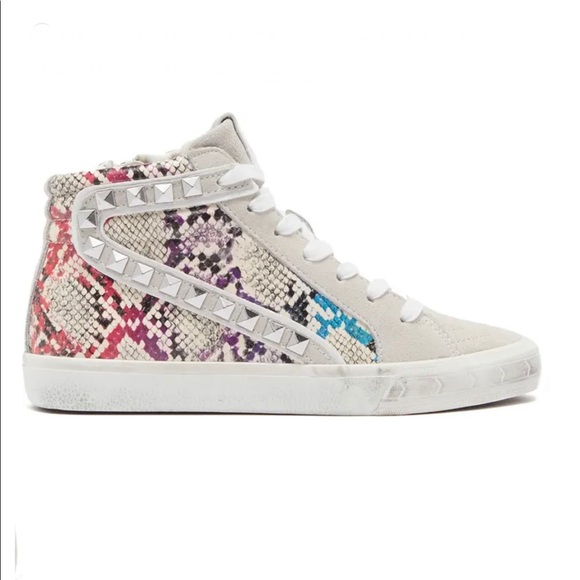 Steve Madden Shoes - Steve Madden Tracey Sneaker